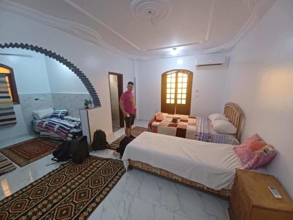 One Love Guesthouse & Restaurant Luksor Exterior foto