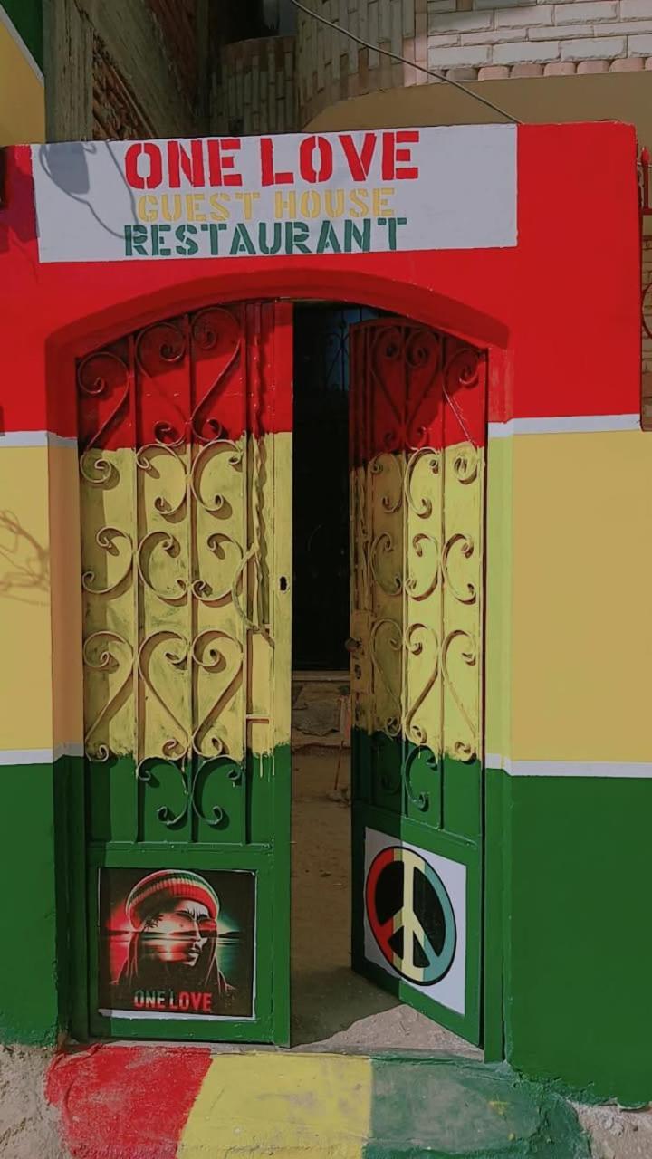 One Love Guesthouse & Restaurant Luksor Exterior foto